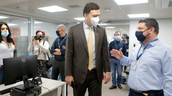 Κικίλιας-Χαρδαλιάς: Είναι μία κρίσιμη περίοδος για το Εθνικό Σχέδιο Εμβολιασμού