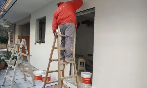 Θεσσαλονίκη: Της μόδας έγιναν εν μέσω καραντίνας οι ανακαινίσεις και τα μερεμέτια