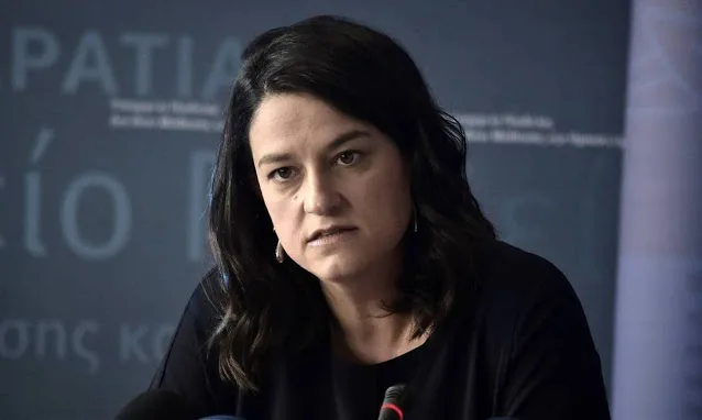 Κεραμέως για σχολεία: Το ευκολότερο θα ήταν να κλείσουν όλα