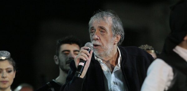 Πέθανε ο Αντώνης Καλογιάννης