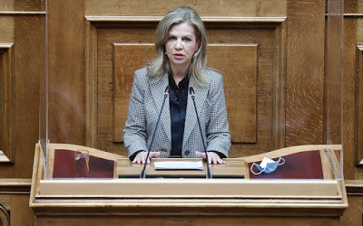 Μερόπη Τζούφη: Τα Πανεπιστήμια είναι κτήμα όλων