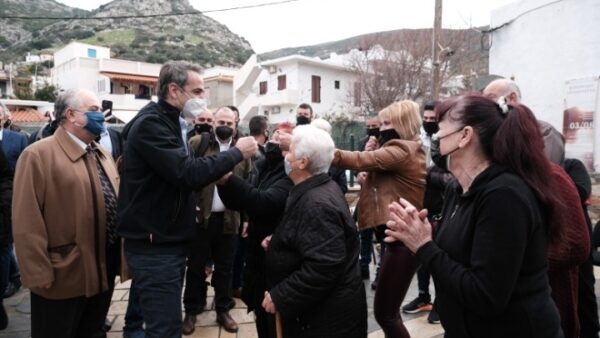 Μητσοτάκης: Οριζόντιος εμβολιασμός για όσους το επιθυμούν στα μικρά νησιά