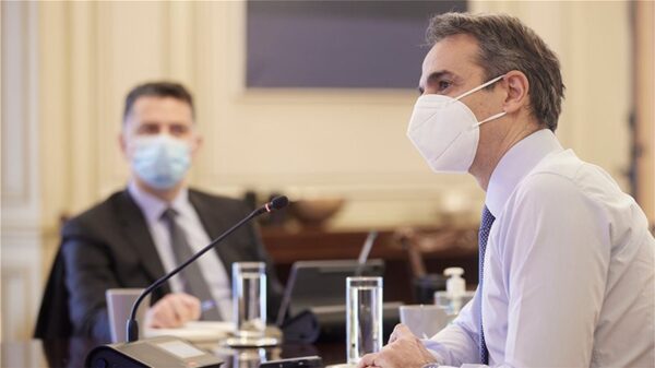 Μητσοτάκης: Μείωση στους λογαριασμούς της ΔΕΗ για όσους έμειναν χωρίς ρεύμα