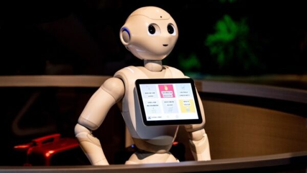 Έρευνα: Όσο πιο γρήγορα γερνάει το εργατικό δυναμικό μίας χώρας τόσο ταχύτερα υιοθετεί τα ρομπότ