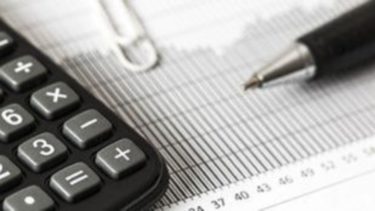Μειωμένο ΦΠΑ: Παρατείνεται για «ευαίσθητα» αγαθά και υπηρεσίες