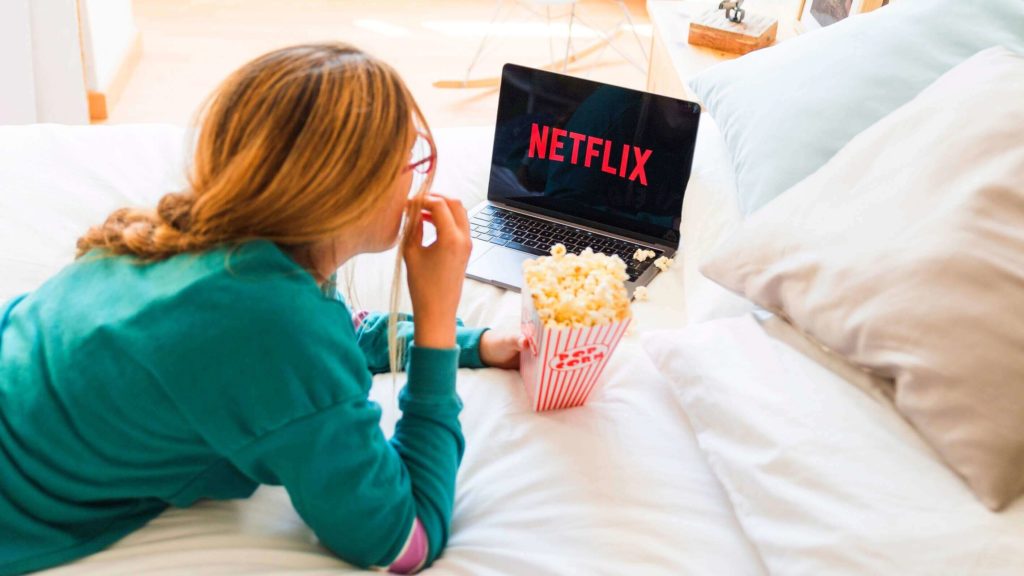 Netflix: Τι θα ισχύσει τελικά με τις μειώσεις στις τιμές