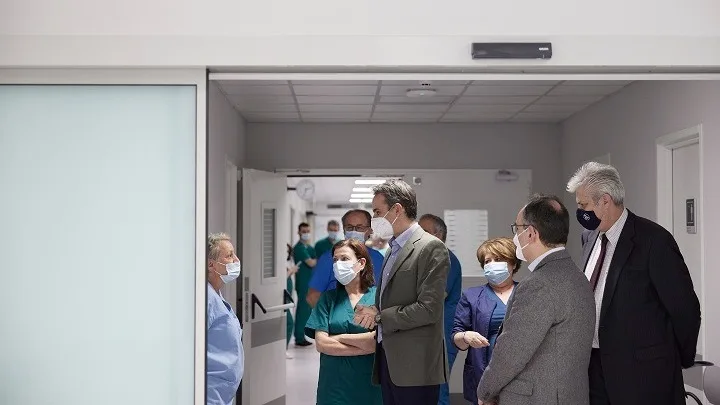 Μητσοτάκης για κορονοϊό: Οι μεταλλάξεις έκαναν πιο μεταδοτικό τον ιό