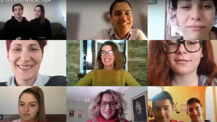 Μαθητές πραγματοποιούν δική τους επιχειρηματική ιδέα δημιουργούν βιοδιασπώμενα σουβενίρ