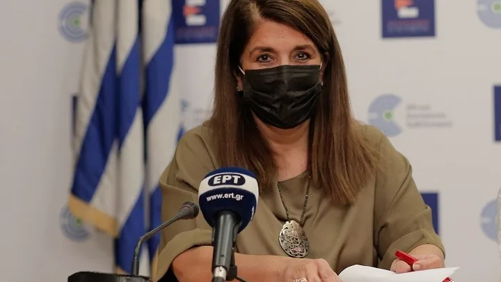 Κορονοϊός – Παπαευαγγέλου: Η Όμικρον δεν είναι ένα κοινό κρυολόγημα