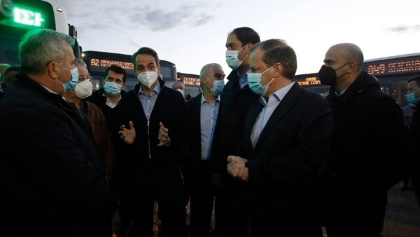 Μητσοτάκης: Στηρίζουμε τα ΜΜΜ – Τι είπε για τις νέες προσλήψεις