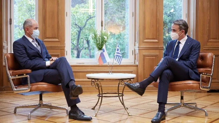 Ελλάδα και Σλοβενία υποστηρίζουν την ευρωπαϊκή απόφαση για το πράσινο διαβατήριο