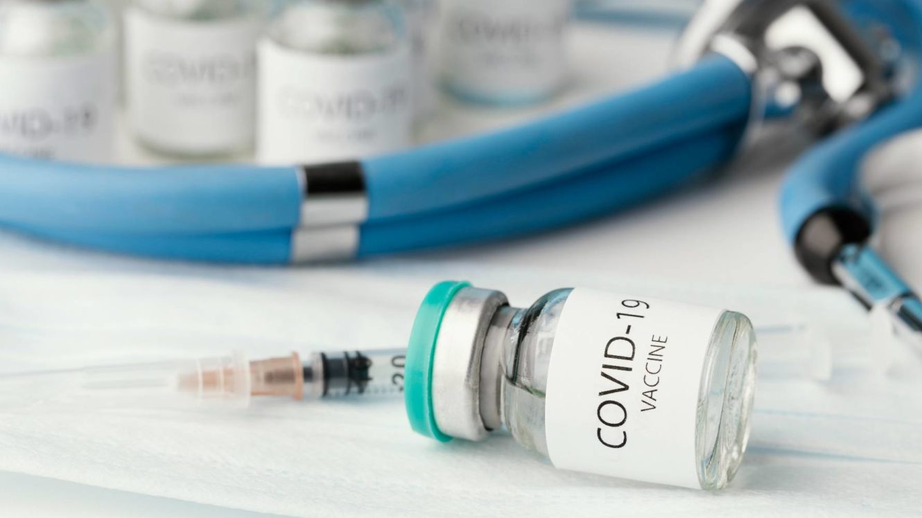 Εμβόλιο Pfizer:  Πήρε πλήρη έγκριση από τον FDA