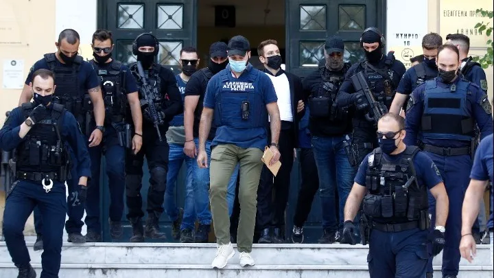 Έγκλημα Γλυκά Νερά: Στον ανακριτή ο 32χρονος – Τι αναμένεται να πει στην απολογία του