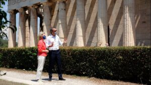 Έρχονται έως 30,5 δισ. και 200.000 θέσεις εργασίας