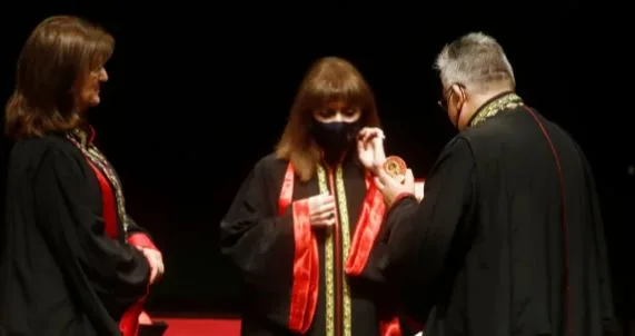 ΑΠΘ: Επίτημη διδάκτορας της Νομικής αναγορεύθηκε η Κατερίνα Σακελλαροπούλου