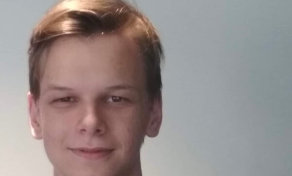 Πανελλήνιες 2021: Μετά από παρέμβαση θα παίρνει ο Δημήτρης την σύνταξη των γονέων του που πέθαναν από κορονοϊό