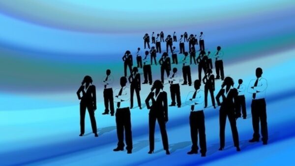 Τέλος το μοντέλο «τελειώνω το σχολείο, πάω πανεπιστήμιο, πιάνω δουλειά» – Οι δεξιότητες του εργαζόμενου του μέλλοντος