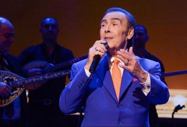 Τόλης Βοσκόπουλος: Οι μεγαλύτερες επιτυχίες του τραγουδιστή