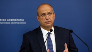 Έρχεται μείωση ΦΠΑ σε βασικά προϊόντα; Τι είπε ο κ. Οικονόμου