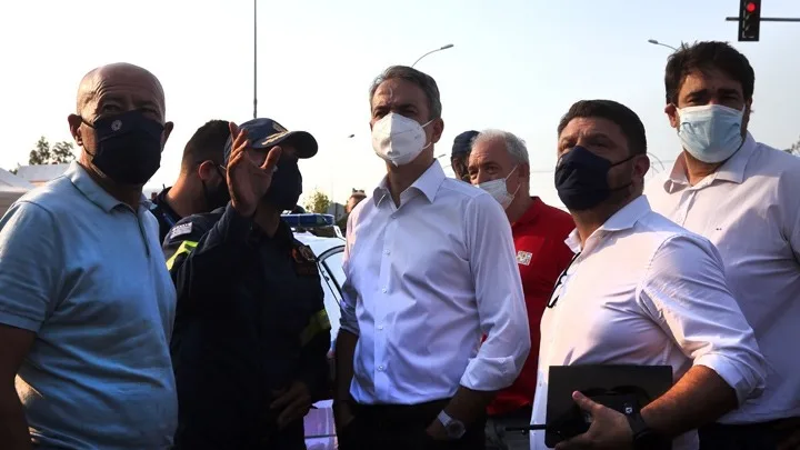 Φωτιά στη Βαρυμπόμπη – Μητσοτάκης: Δεν είχαμε καμία απώλεια ανθρώπινης ζωής