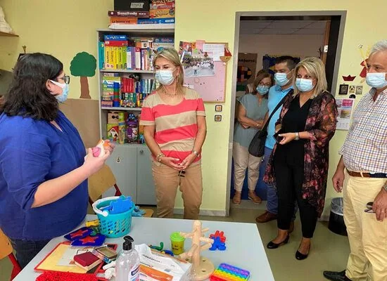 Η Ζέττα Μακρή στο Ειδικό Νηπιαγωγείο και Δημοτικό Σχολείο Τυφλών Καλλιθέας