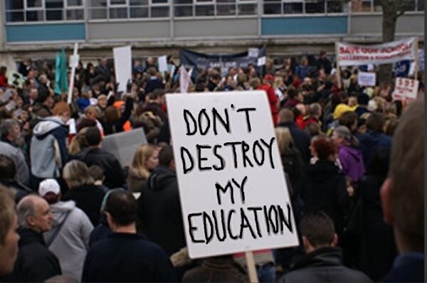 Σχολείο 2025. Γονείς, αυτή την παιδεία θέλετε για τα παιδιά σας;