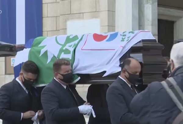 Φώφη Γεννηματά: Με τρεις σημαίες καλυμμένο το φέρετρο της