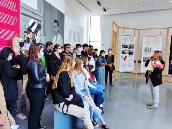 Erasmus+ 2019-22 «Η τέχνη ως μέσο διεκδίκησης δικαιωμάτων και φορέας προώθησης και διάδοσης των αξιών της Ευρωπαϊκής Ένωσης»