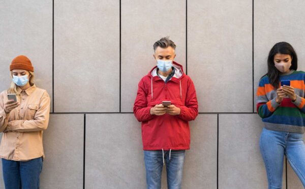 Κορονοϊός: Παγκόσμιος συναγερμός για την μετάλλαξη Όμικρον – Τι ισχύει με τα εμβόλια