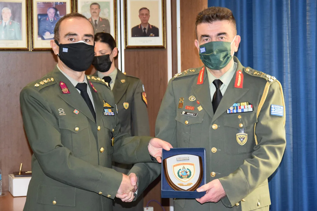 Tελετή απονομής πτυχίων σε αξιωματικούς της Σχολής Τοπογραφίας