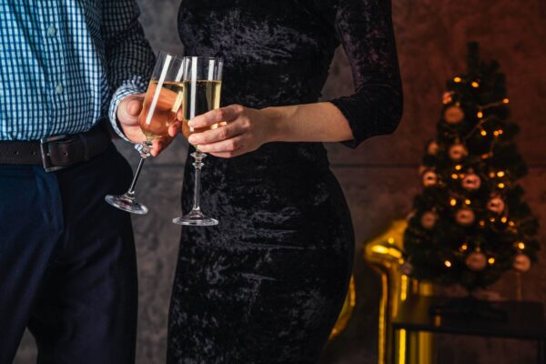 Πώς να βελτιώσετε την κοινωνική σας ζωή το 2025 – 7 πρακτικοί τρόποι