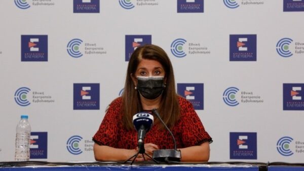 Παπαευαγγέλου για Όμικρον: Πιο κοντά στο καλό σενάριο – Τι γίνεται με το «κακό» σενάριο