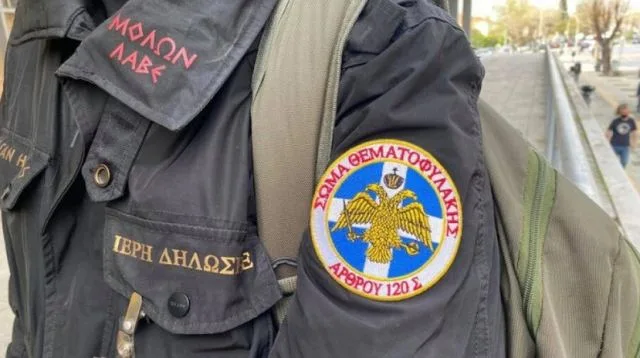 Σχολεία – «Θεματοφύλακες του Συντάγματος» κρατούσαν στο σπίτι 16 μαθητές – Εισαγγελική έρευνα