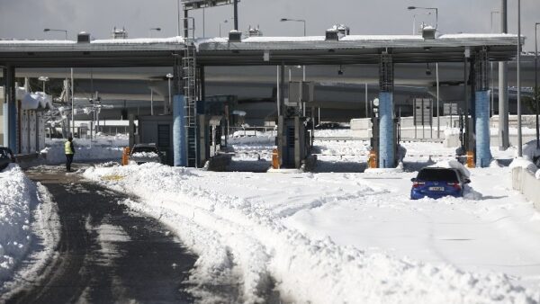 Κακοκαιρία: Ανοιχτή ξανά  η Αττική Οδός – Τι θα γίνει με τα διόδια