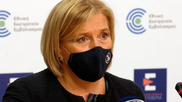 Κορoνοϊός: Υποχώρηση της πανδημίας στη χώρα μας με αργούς ρυθμούς