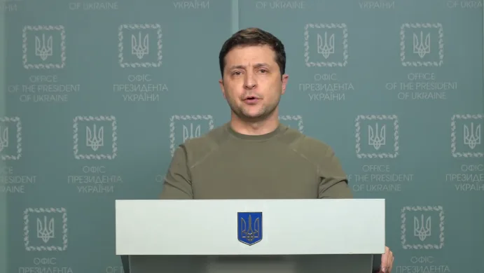 Ζελένσκι: «Ο ρωσικός στρατός έχει φέρει μαζί του κινητά κρεματόρια»