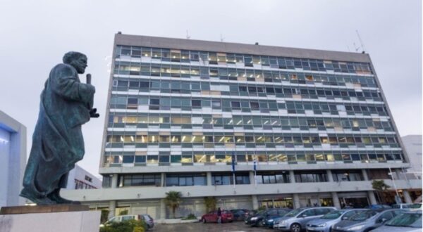 Πανεπιστημιακοί: Παραίτηση του πρύτανη του ΑΠΘ