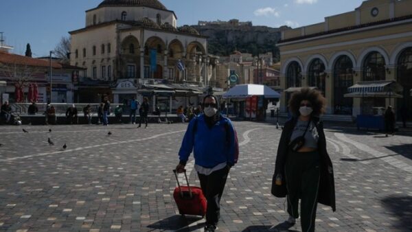 Τι ισχύει με τις μάσκες – Τι σηματοδοτεί η νέα φάση της επιδημιολογικής εικόνας