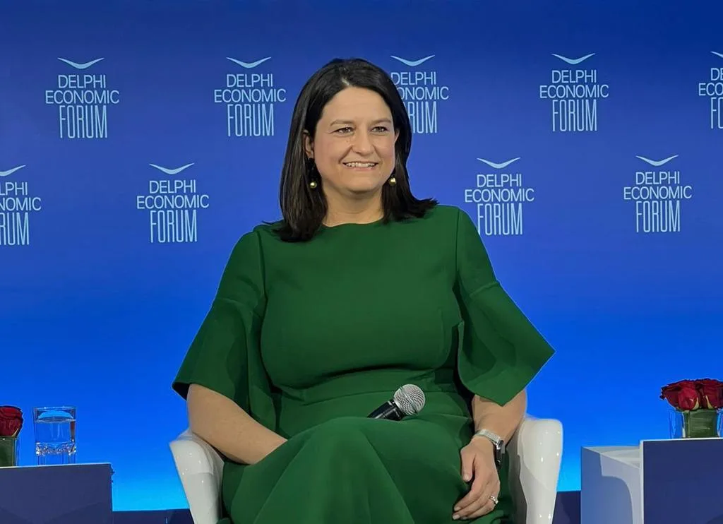 Άρθρο Κεραμέως – Σχοινά: «Δράσεις της ΕΕ για παροχή βοήθειας σε μαθητές της Ουκρανίας»