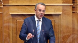 Τέλη κυκλοφορίας με το μήνα – Αυξάνεται κατά 2,6 δις ο προϋπολογισμός μέτρων ενεργειακής στήριξης