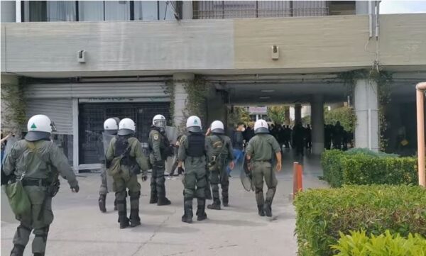 ΑΠΘ: Σοβαρά επεισόδια και συλλήψεις – Συνεχίζονται σήμερα οι εργασίες