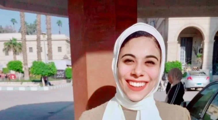 Αιγύπτια σπουδάζει ελληνική φιλοσοφία στο Κάιρο -Ονειρεύεται να ζήσει και να εργαστεί στην Ελλάδα