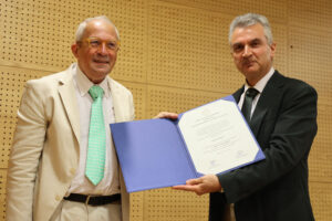 Ελληνικό Μεσογειακό Πανεπιστήμιο: Επίτιμος καθηγητής του Τμήματος Ηλεκτρολόγων Μηχανικών ο Ιωσήφ Σηφάκης