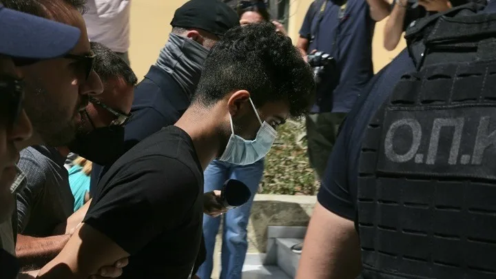 Έγκλημα στο Περιστέρι: Προφυλακίστηκε ο Πακιστανός – «Mου ζήτησε να γίνω χριστιανός και λογομαχήσαμε»