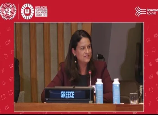 Κεραμέως: Η τεχνολογία μπορεί να συμβάλλει στη γεφύρωση χασμάτων στην εκπαίδευση