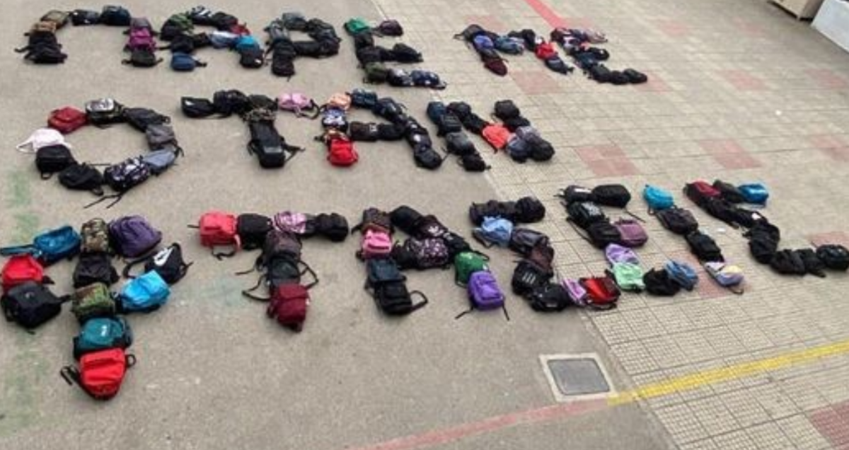 Τραγωδία στα Τέμπη: Η συγκινητική ενέργεια μαθητών του 1ου Γυμνασίου Αγ. Αναργύρων