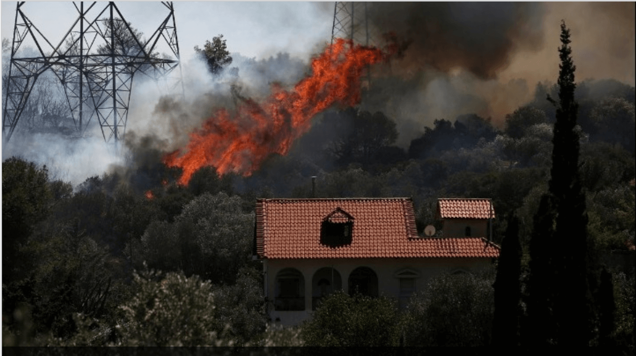 Φωτιές – SOS από Ιατρικό Σύλλογο Πειραιά: Δείτε τις οδηγίες για την έκθεση σε καπνό