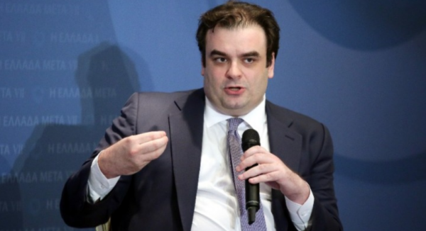 Πιερρακάκης: Έρχονται μειώσεις φόρων και εισφορών – Νέα χρηματοδότηση για επιχειρήσεις