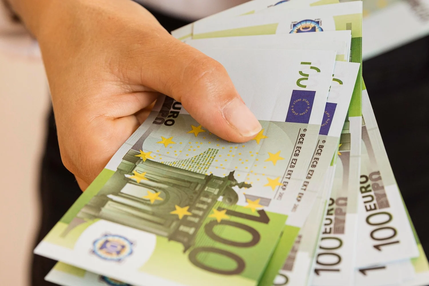 Επίδομα 3.400 ευρώ σε φοιτητές: Ποιοί θα το λάβουν