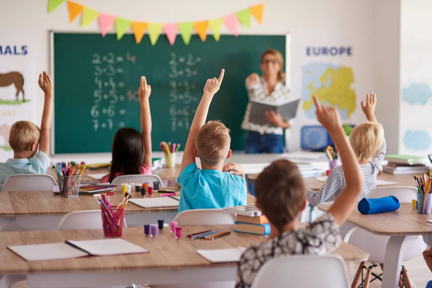 Δείτε πότε ανοίγουν τα σχολεία μετά το Πάσχα – Πότε κλείνουν για τις Ευρωεκλογές 2024